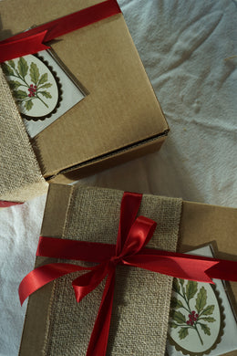 Holly Gift Box